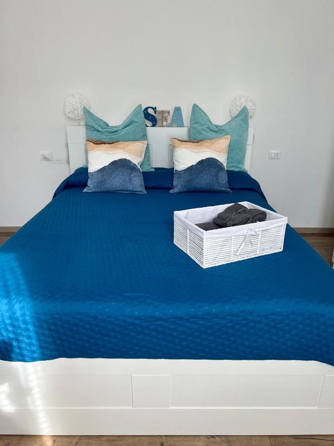 Grandchildren'S House Apartment ลาสเปเซีย ภายนอก รูปภาพ